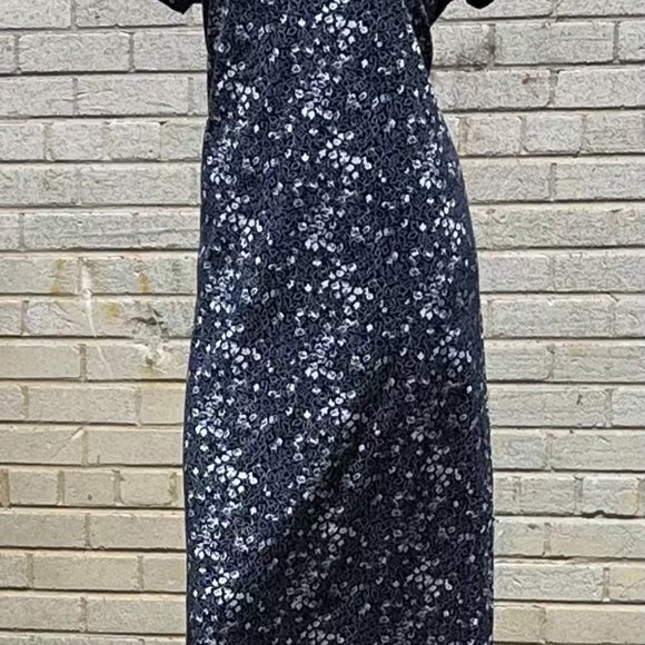 Lands’ End maxi dress Size L BLUE & white floral print Cotton Spandex blend NWOT - Picture 3 of 5